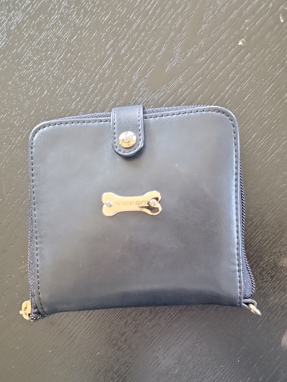 Rare Henri Bendel Colapsable Dog Dish With Gold Accents.